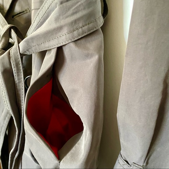 GAP XS Trench - Picture 4 of 5